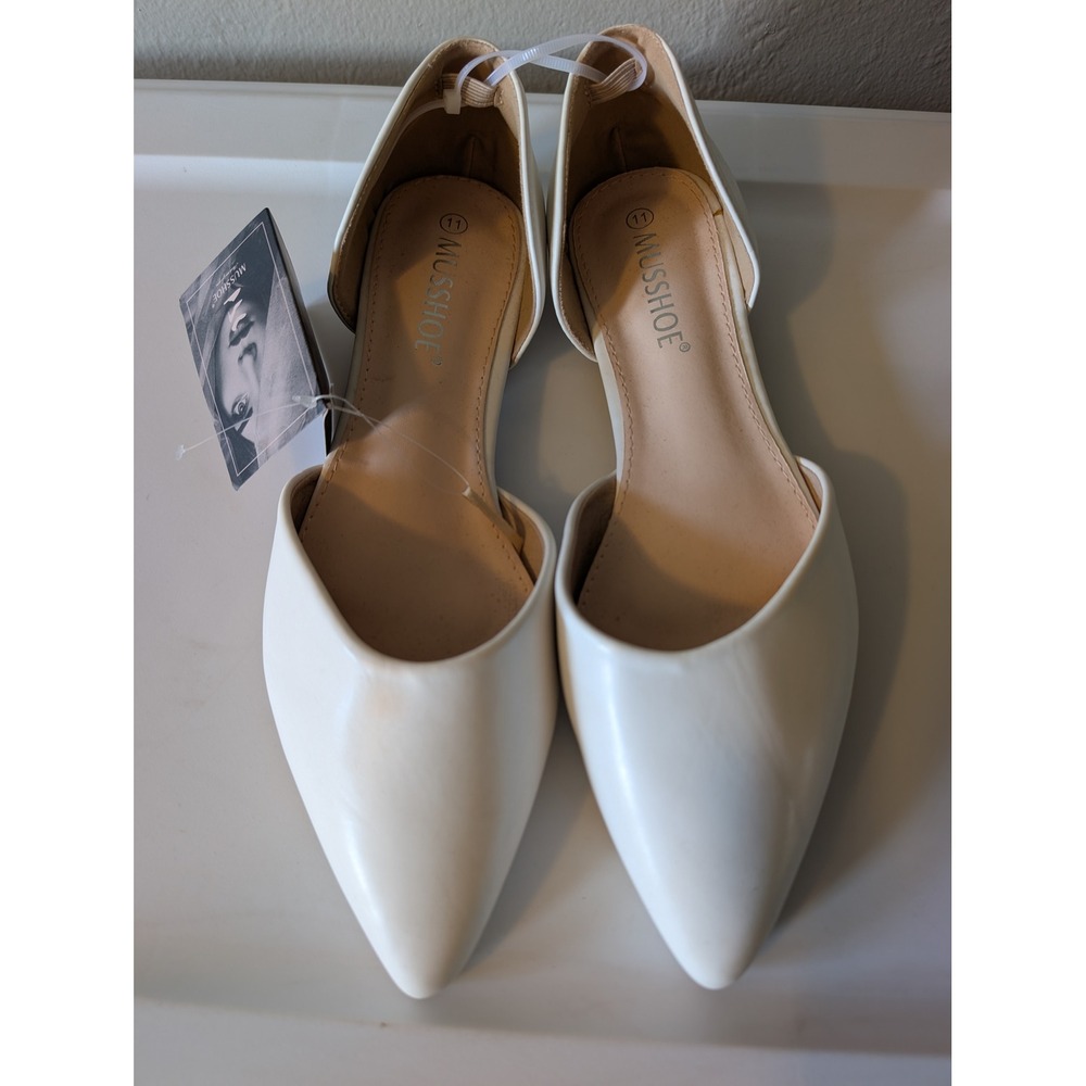 Musshoe Women's Size 11 White Pointed Toe D'Orsay Flats NWT Bridal Wedding